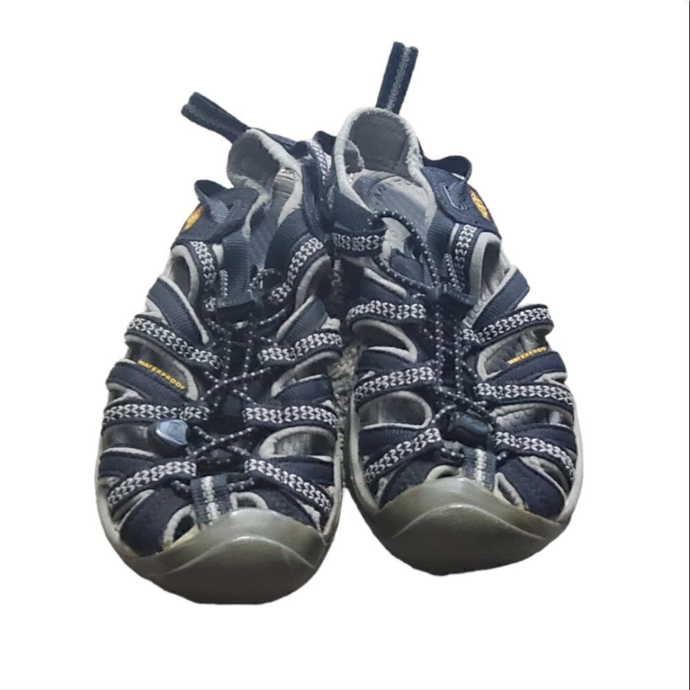 Keenblack&Graysandals